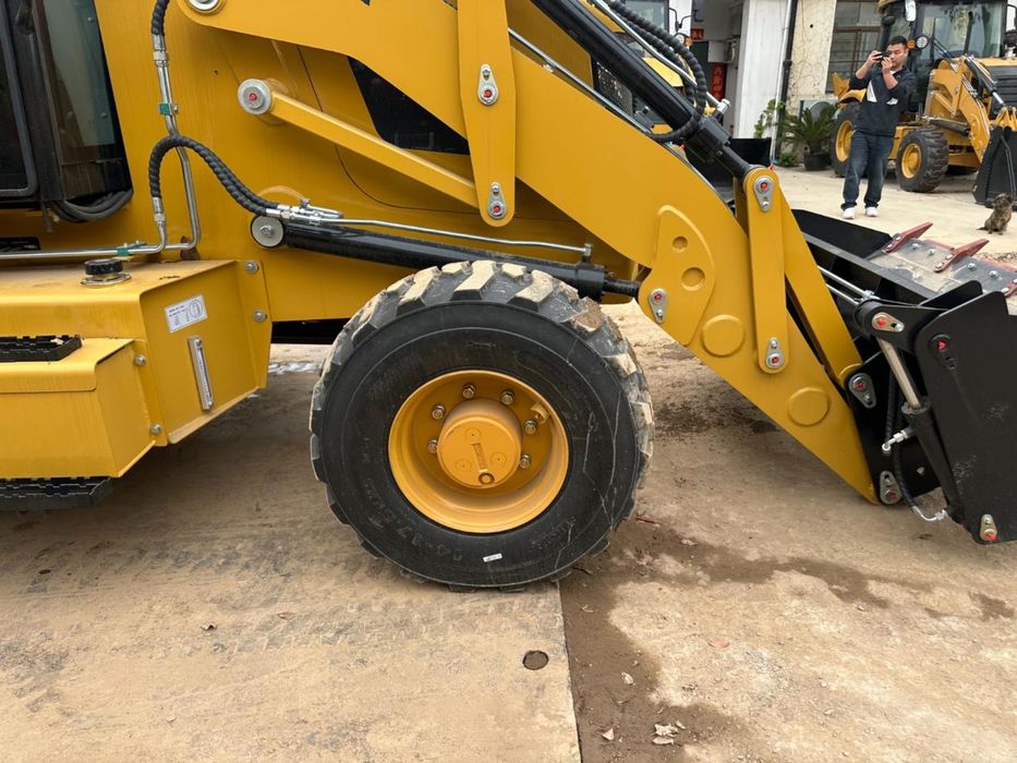 Caterpillar 444F2 (2026)