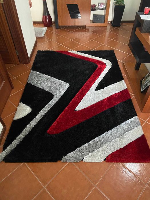 Tapete preto suave com riscas (160x230m)