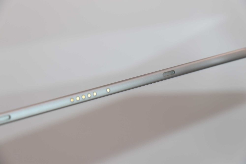 Samsung Galaxy Tab S3 SM-T820 9.7" Wi-Fi Silver ! дуже гарний стан! Super AMOLED
