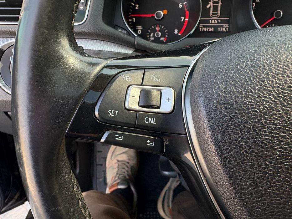 Автомобиль легковой