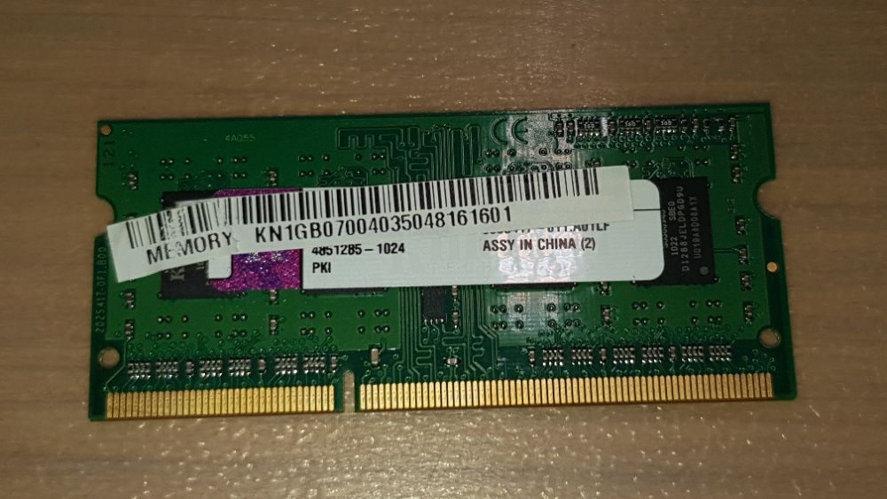 Memória ram portátil DDR2 1 GB Kingston PC2-530064575359212675120