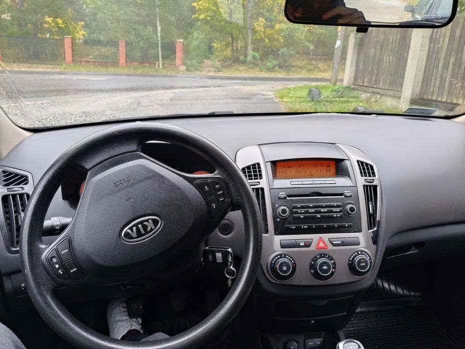 Kia ceed 2008 rok 1,4.