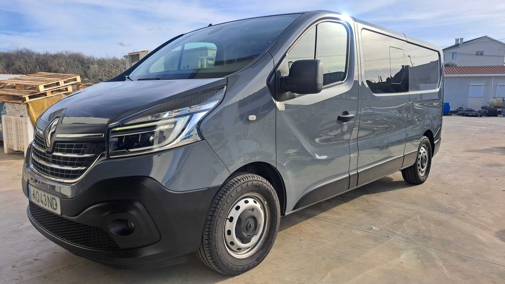 Renault Trafic 6 Lugares Automática