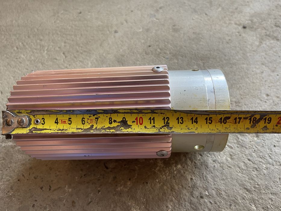 Насадка на глушитель для авто