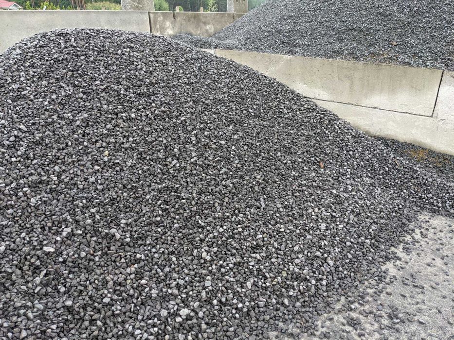 Grys bazaltowy, bazalt 16-22mm, ciemny kamień ozdobny