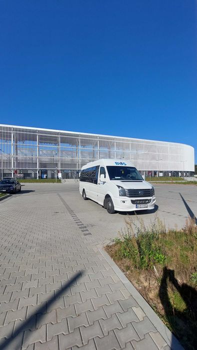 Wynajem busa Przewóz osób z kierowcą Transport osób BUS Autobus