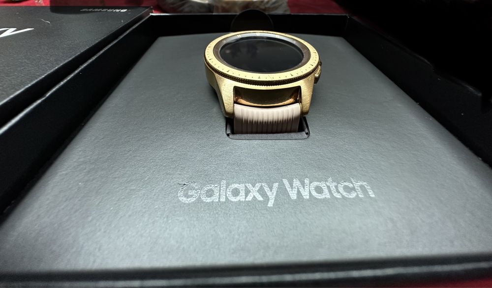 Samsung Galaxy Watch 42mm ROSE GOLD + 2 braceletes