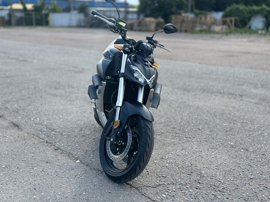 Мотоцикл RIDER Dukati V4 400 Інжектор, Рідина, 2циліндри