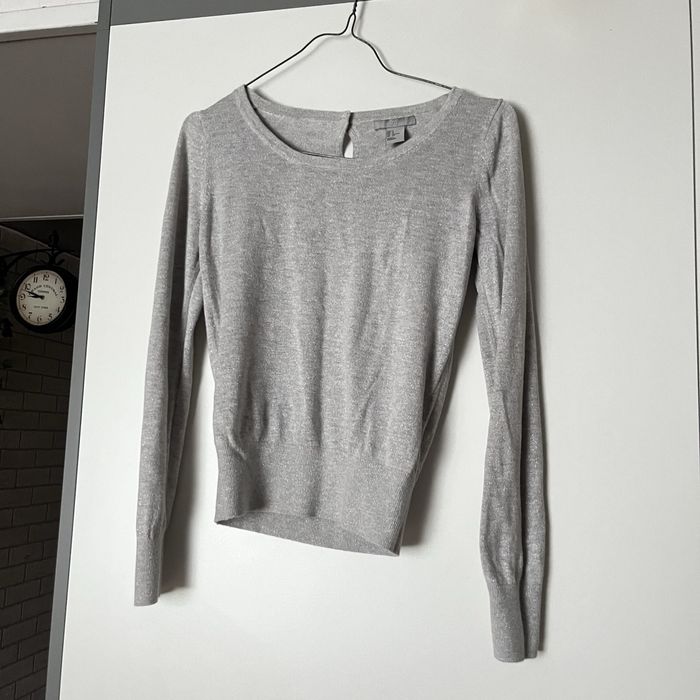 biała kremowa bluzka na długi rękaw sweter sweterek z brokatem h&m