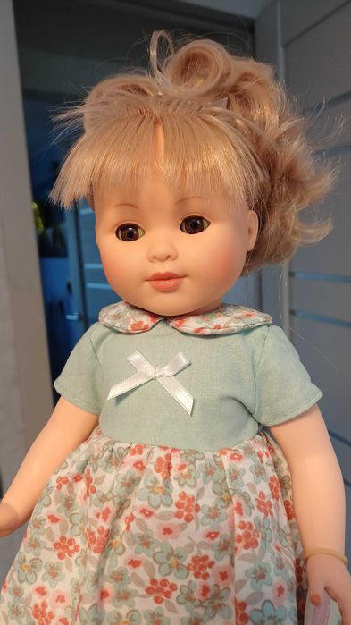 Лялька колекційна Petitcollin