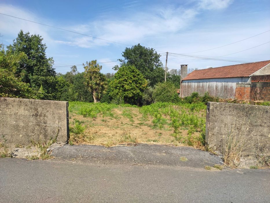 Terreno Urbano 3.400 m² a 20 minutos de Aveiro