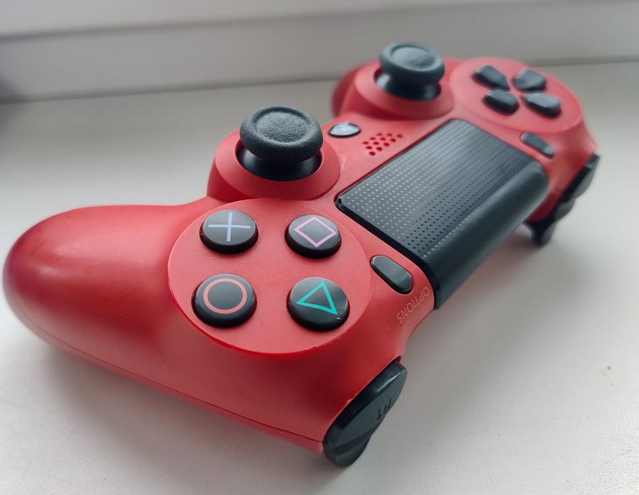 Dualshock 4 version 2 для PS4 Magma Red (оригінал)