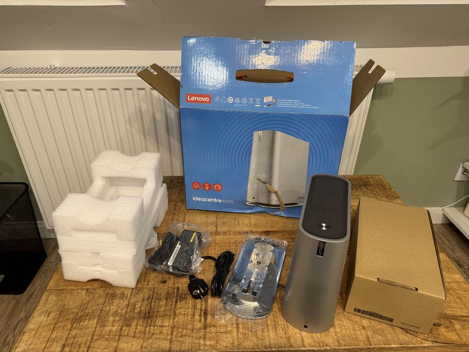 Maly kompter stacjonarny Lenovo Ideacentre 620s