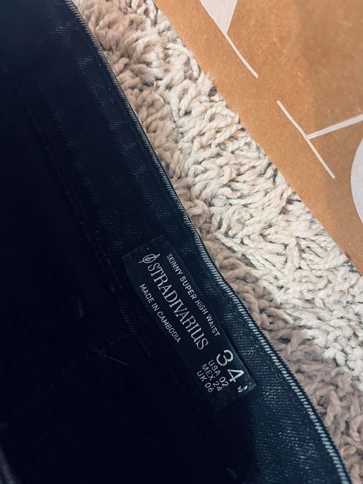 Stradivarius rurki 34 wysoki stan xs czarne