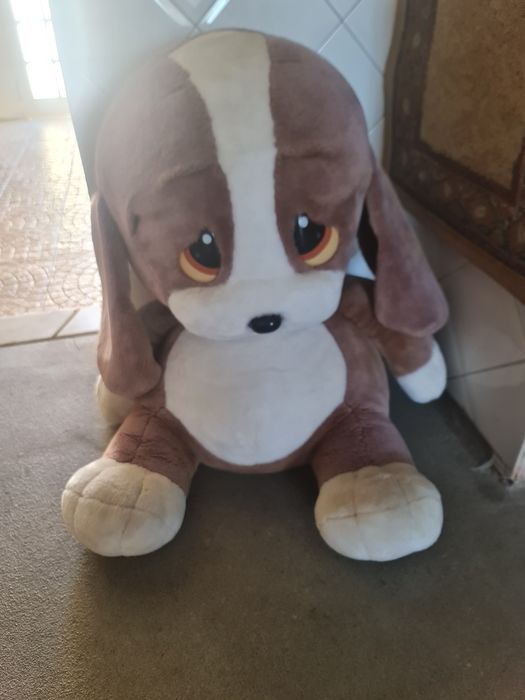 Boneco em peluche grande