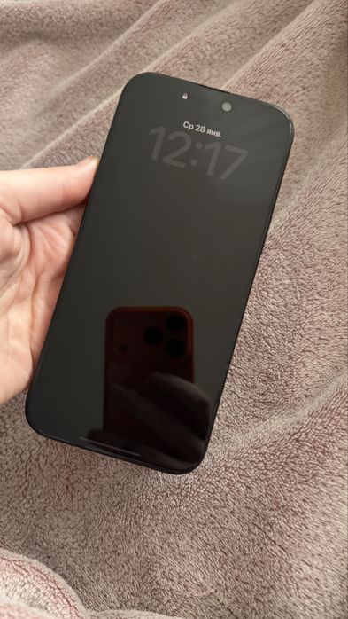 Продам Iphone 16 Pro Max e-sim 256