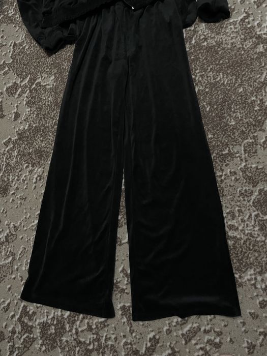 Велюровий костюм жіночий