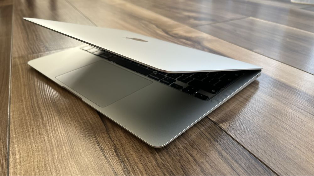 Apple MacBook Air 13" A2179, 2020, Intel i5, 16GB RAM, 256GB SSD