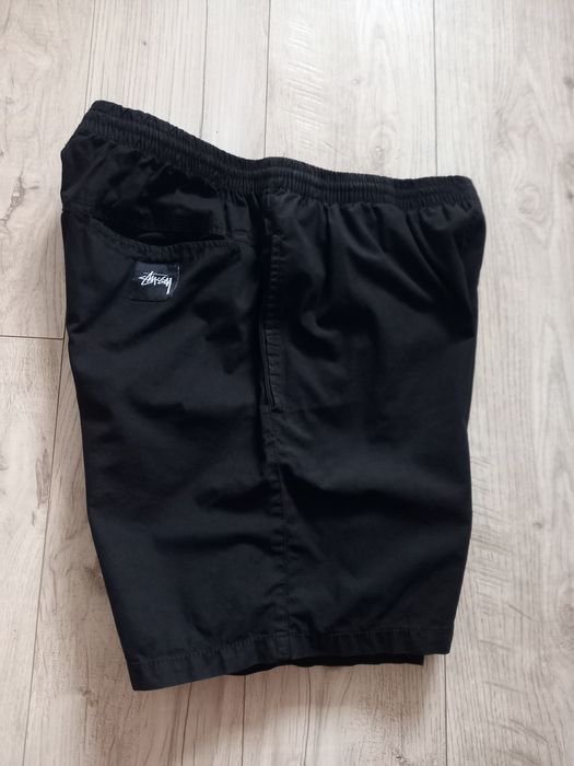 Продам шорты Stussy