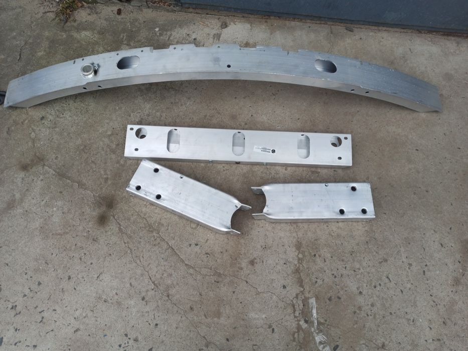 Пiдсилювач бампера BMW X3 F25 2010-2017