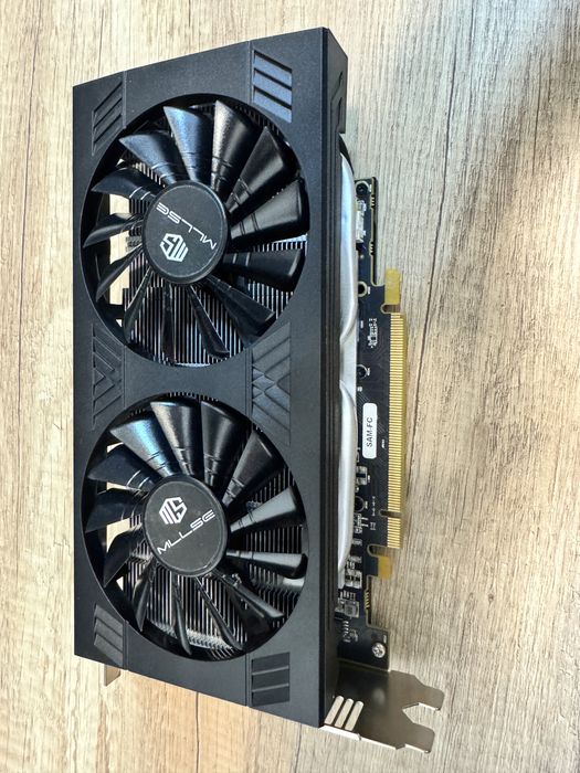 Продам відеокарту AMD Radeon RX 580 8GB (обслужена)