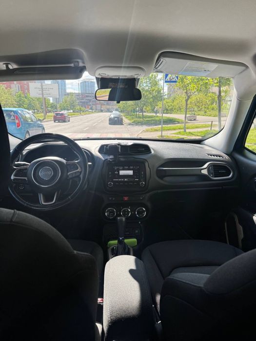 Продам jeep renegate