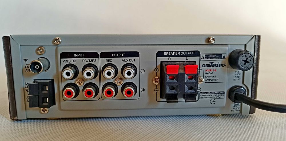 McVoice HVR-14 mini amplituner Karaoke
