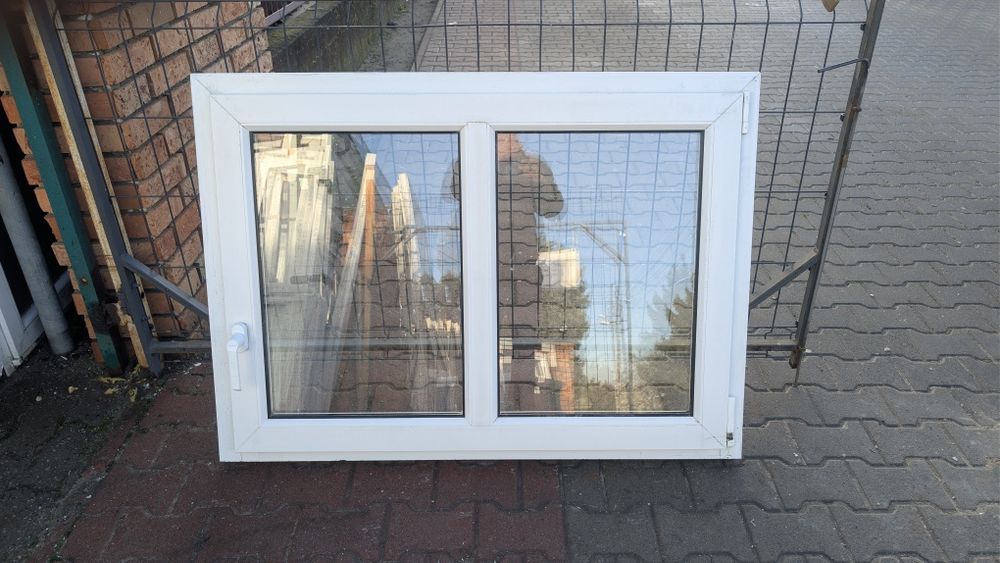 KR HAUS okno 126x91 2 sztuki białe używane okna drzwi POZNAŃ