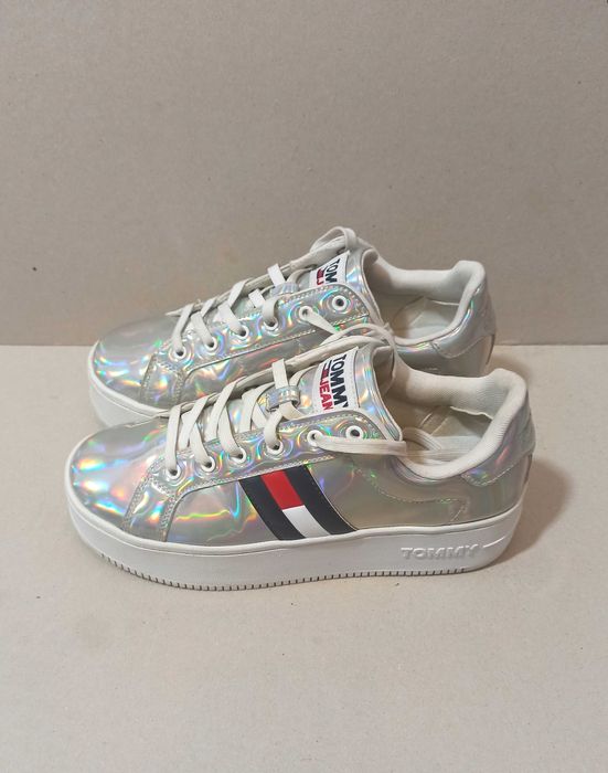 Damskie buty Tommy Hilfiger Fully Iridescent Ironic roz.39 STAN6-/6