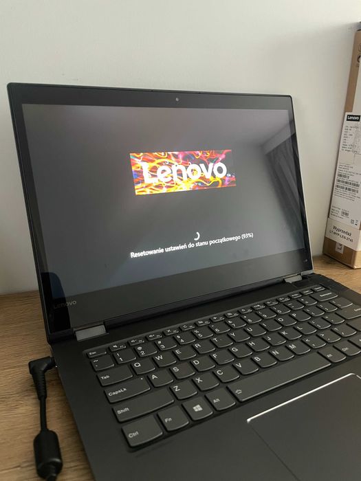 Laptop Lenovo Yoga 520-14IKB i5 / 8 GB RAM / 128 GB SSD / 14 cali