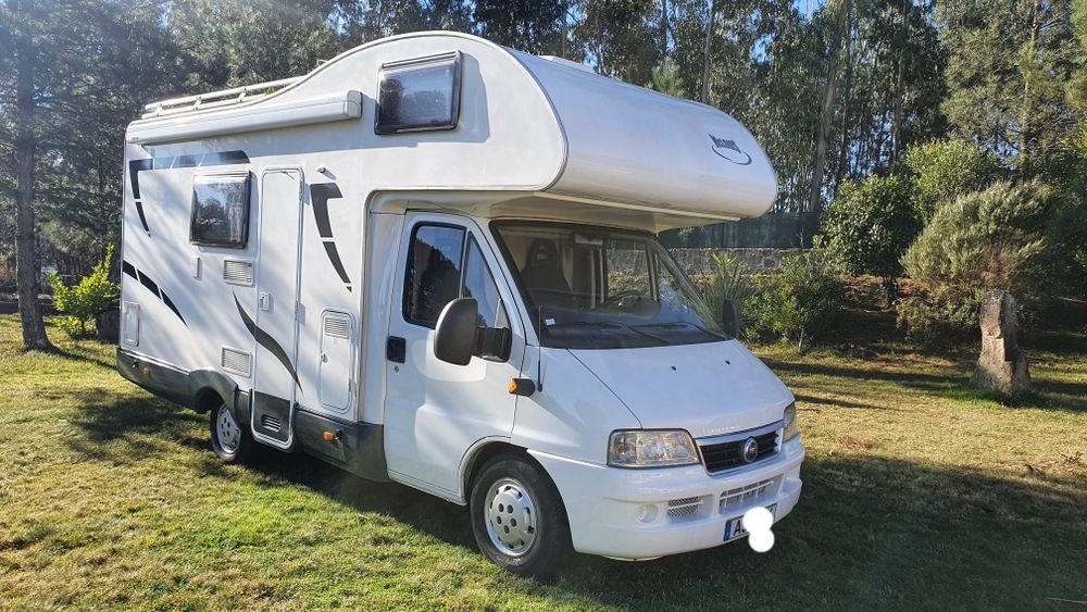 Autocaravana capucine 6 dormidas