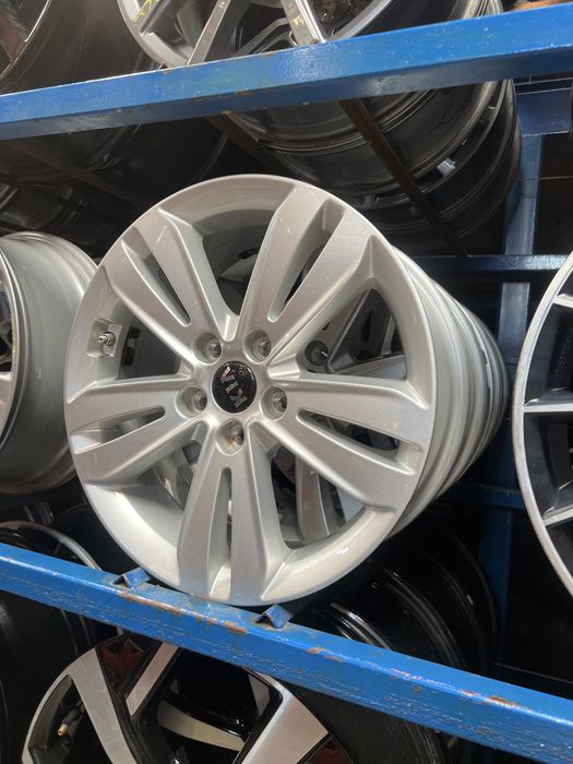 *Komplet alufelg 5x114.3 17” kia hyundai mazda mitshubishi