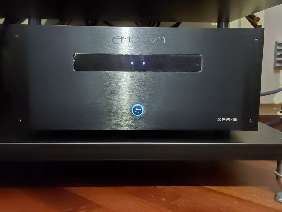 Emotiva XPA-2 Gen2 підсилювач потужності. Усилитель мощности.