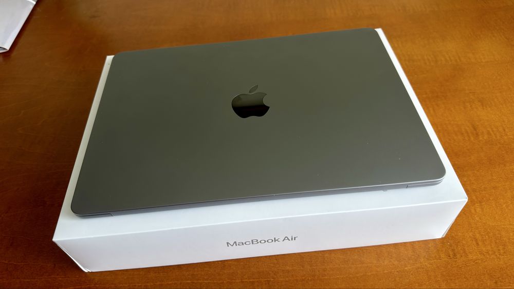 Macbook Air m2 8/256