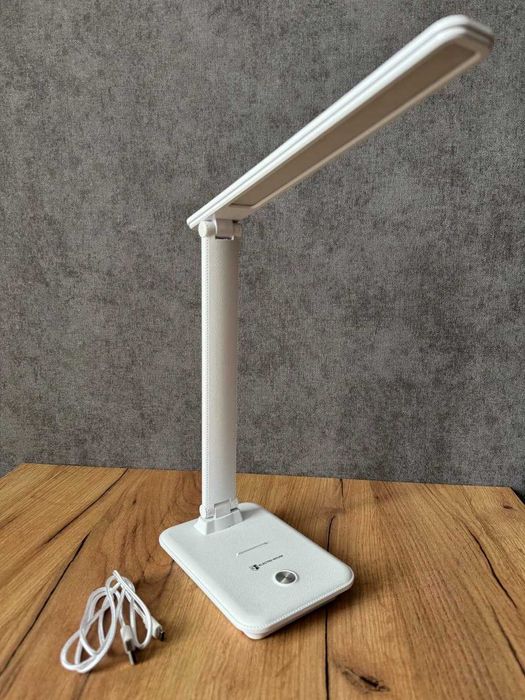 Найкраща настільна лампа на акумуляторах з можливих + 4 акумулятори