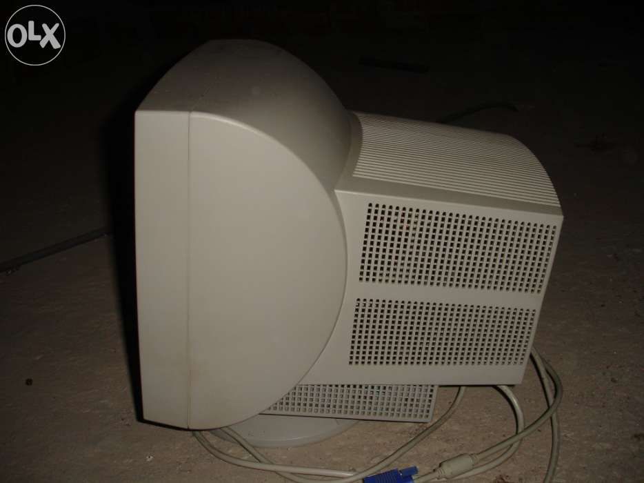 Monitor PC Samtron 55E de 15 polegadas