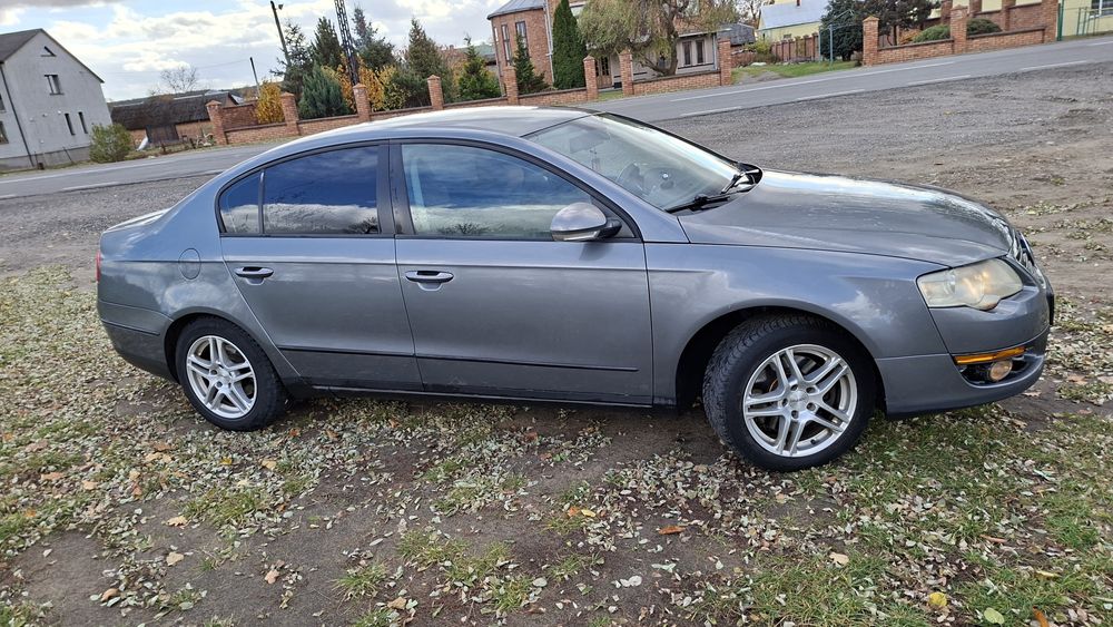 Обміняю Фольцваген пасат б6.1.6.бенз.