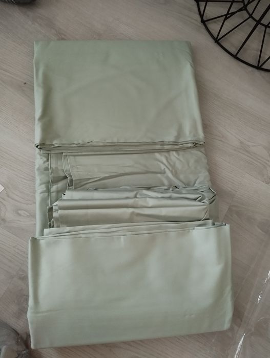 Bawełniany komplet pościeli 4 części 220x240 cm