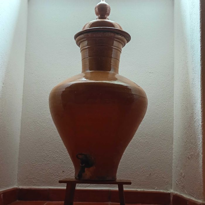 Talha de água antiga, Fábrica Viúva Lamego