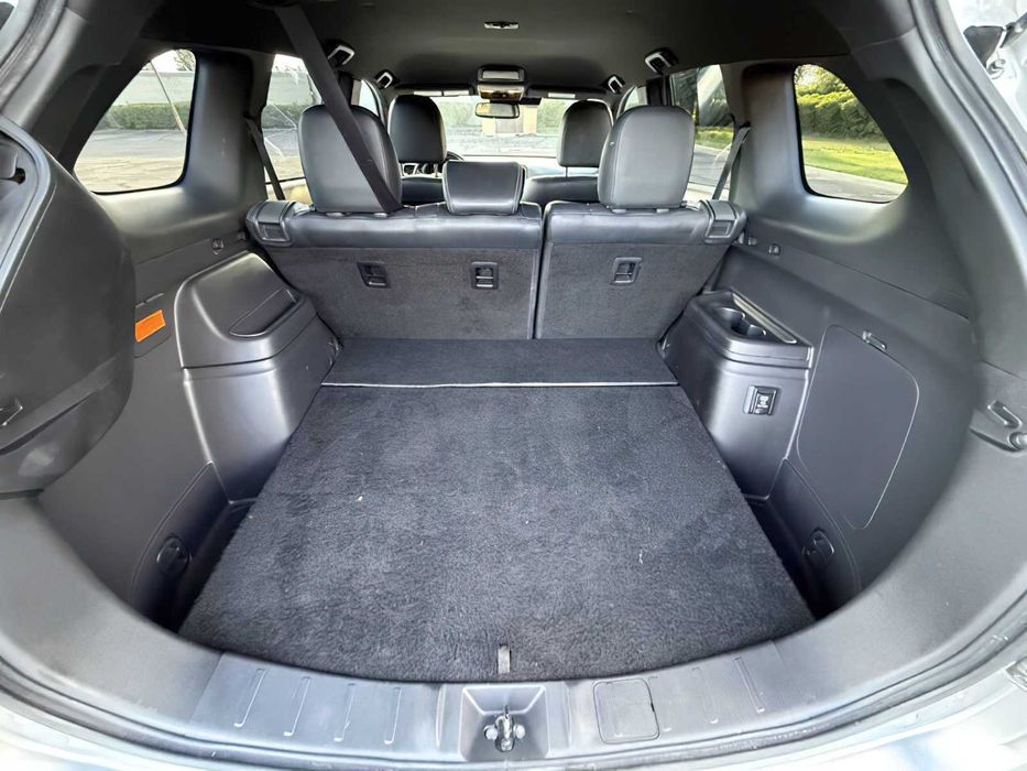 Mitsubishi Outlander PHEV SEL      2022