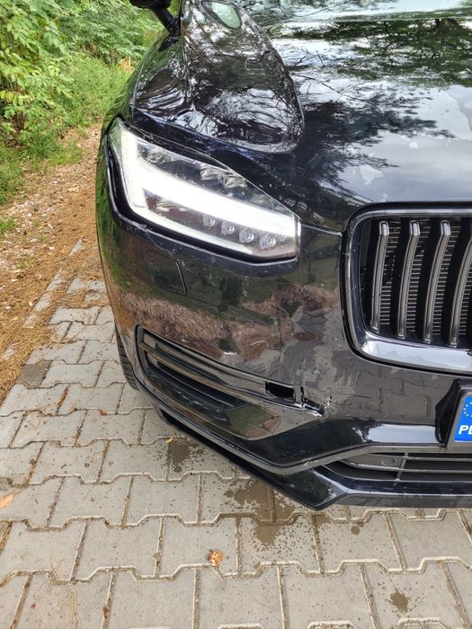 Volvo XC90 B6 mild hybrid,  7os. Auto delikatnie przytarte