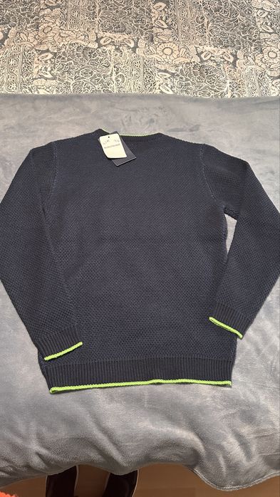 Camisola de malha de criança/homem tamanho M [NOVO]