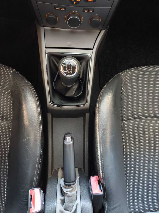 Opel Astra 1.7 CDTI – 101 cv