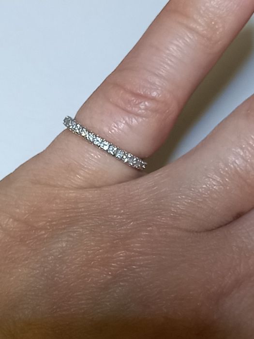 Золотое кольцо с бриллиантами