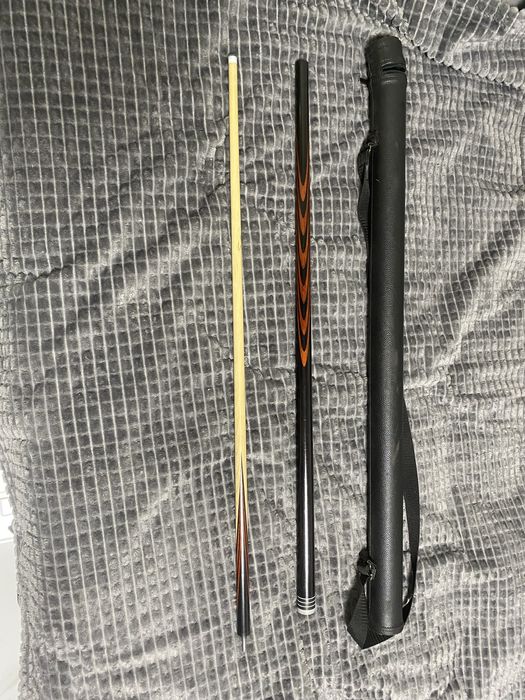 Класичний кий для більярду