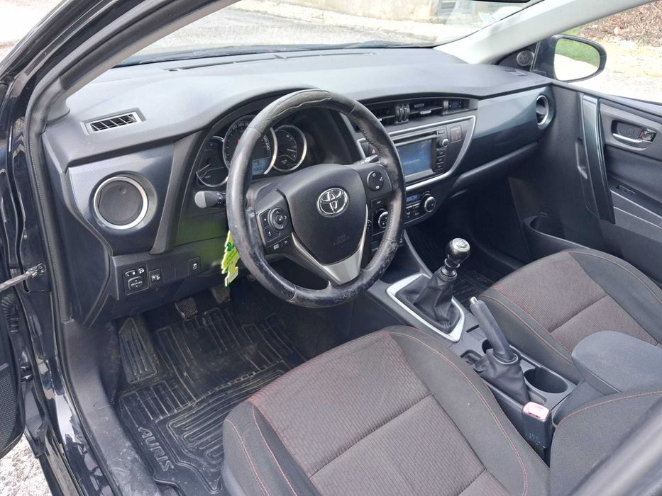 Toyota Auris Touring Sports