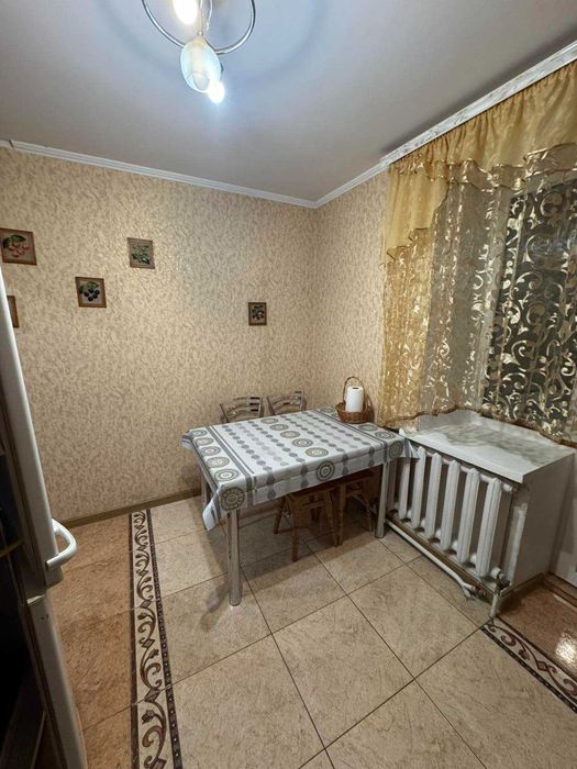 (3) Продам 3-кімнатну квартиру Ленінський район 1736