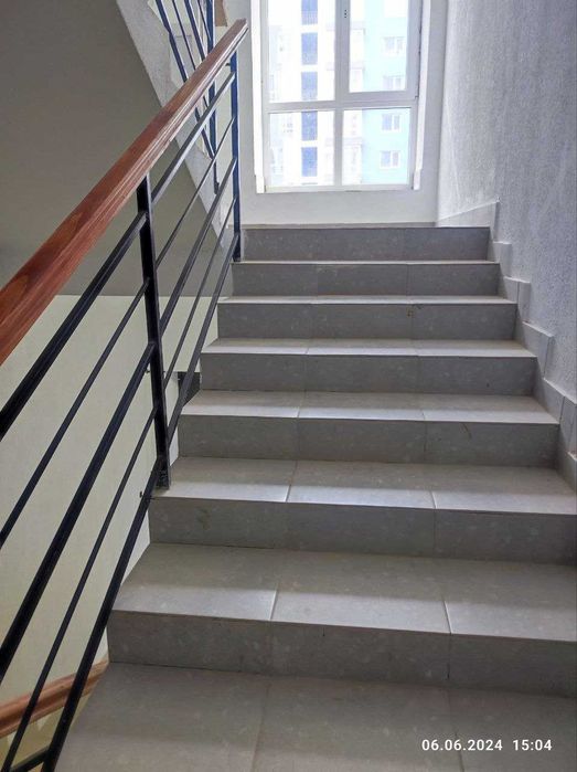 Продаж квартири,  2-кімн КНЯГИНИН, 65м.кв., видова на місто