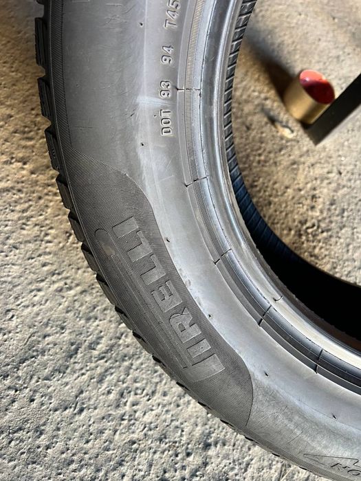 Шини 215/60 r16 95H Pirelli Sottozero 3 (2110)