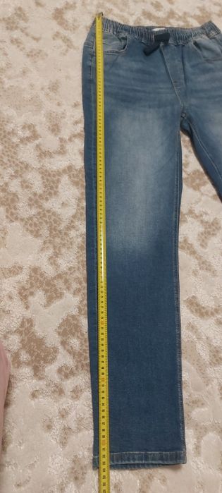 Джинси на підлітка Reserved